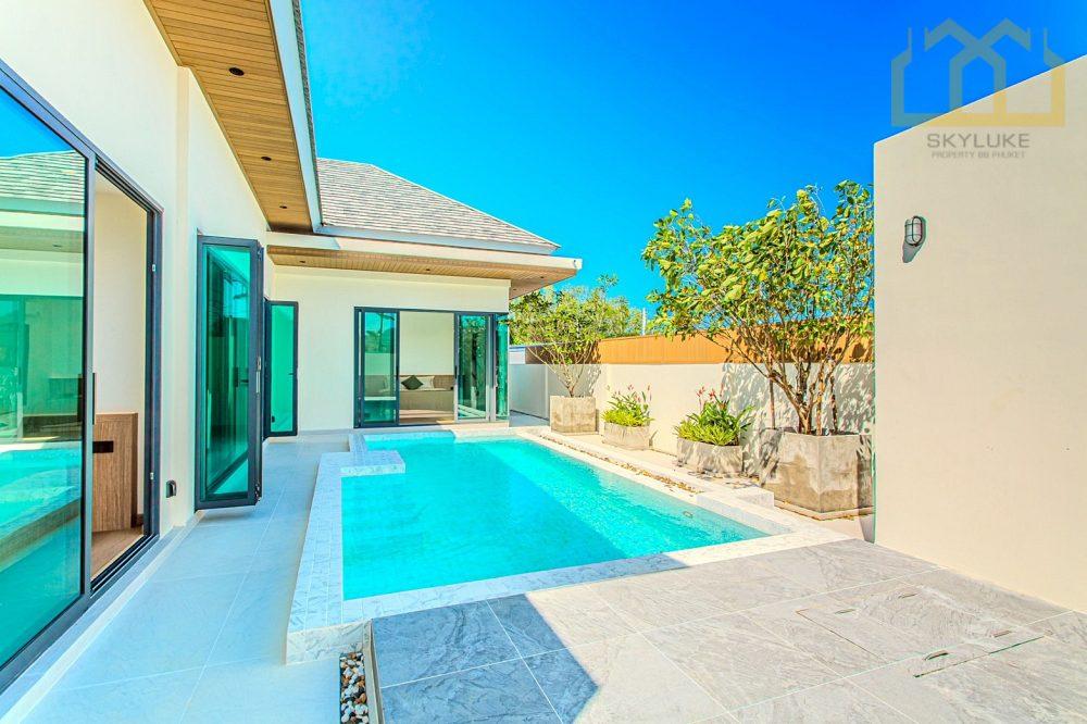 Modern Pool Villa in Thalang — photograph 5
