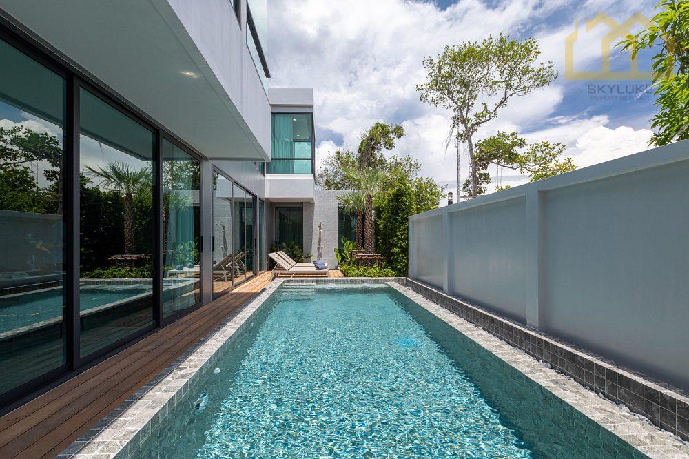 Private Pool Villa in Mueang Phuket — photograph 3
