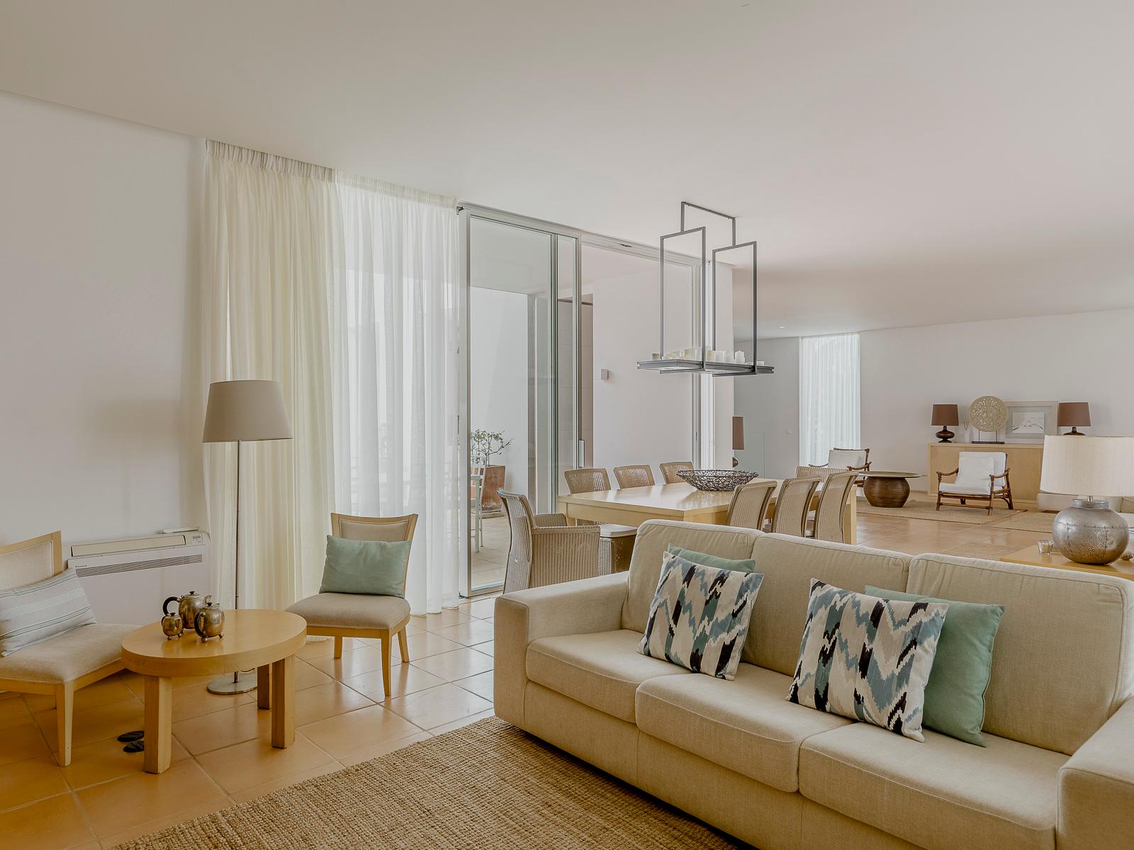9-Bedroom House in Loulé — photograph 4