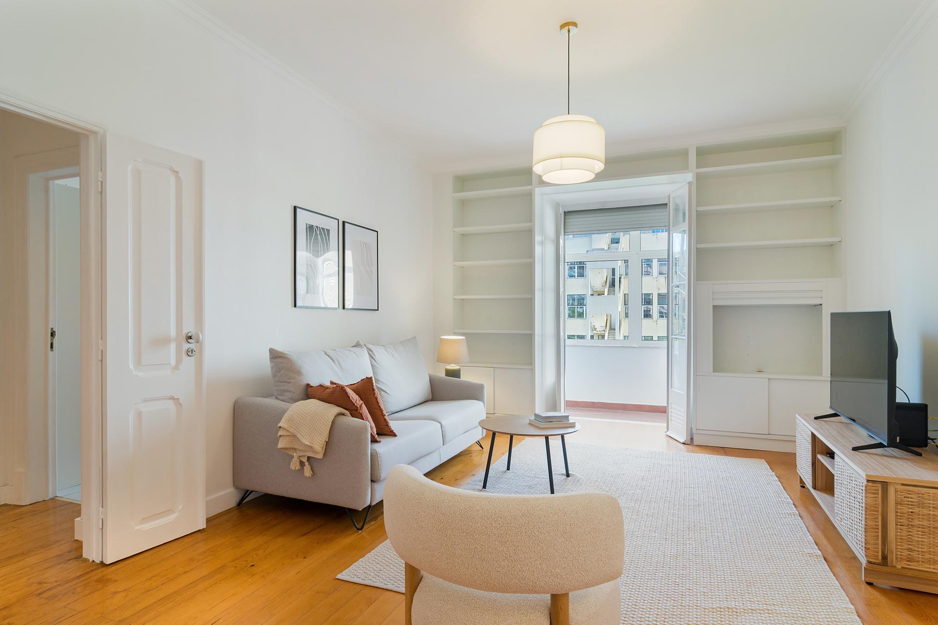 5-Bedroom Apartment in Avenidas Novas, Lisboa — photograph 2